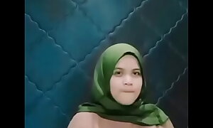 Tetek SMA Jilbab Gede Banget xxx  pornography video meqipink